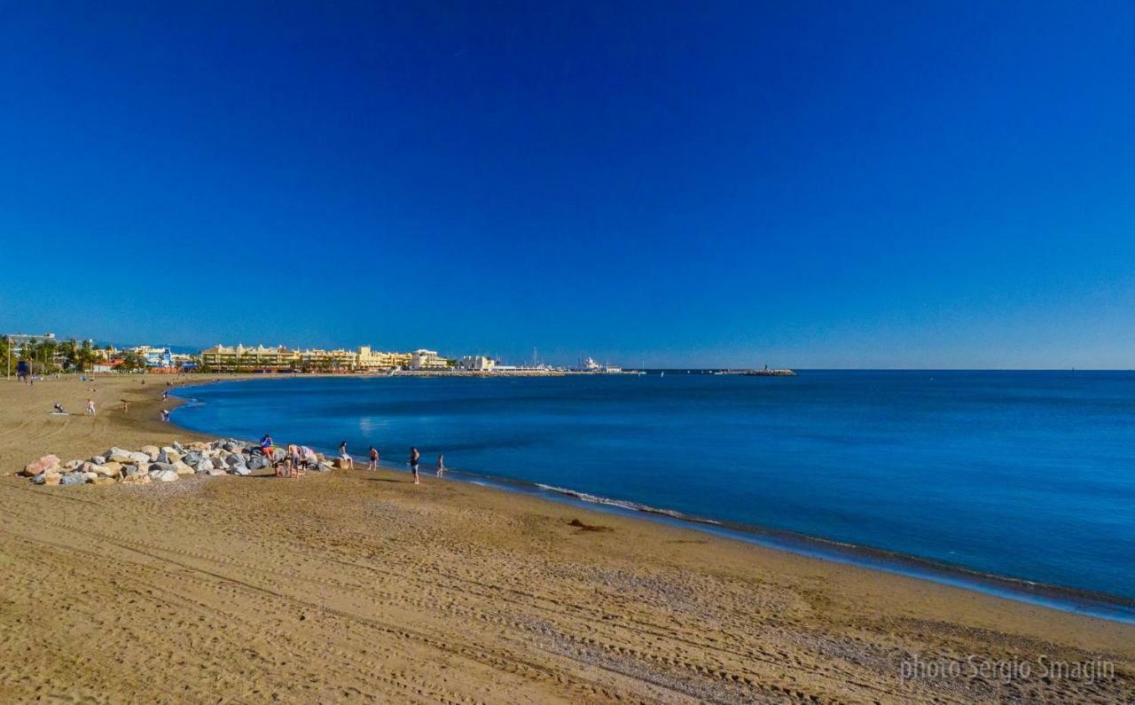 Lomas De Mena, 21 - Atico Con Vistas Al Mar - Piscina Y Barbacoa - Parking Gratis - Excelente Conexion Wifi Apartment Benalmádena Exterior foto